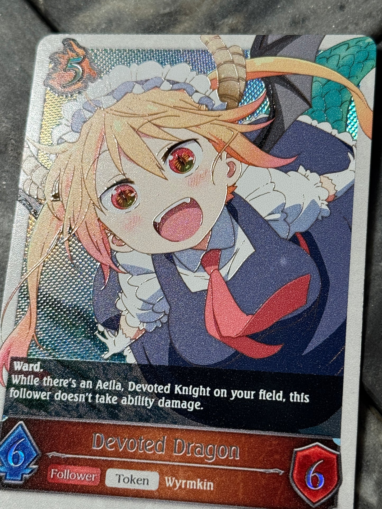 Shadowverse : Full Art Textured Holographic Dragon Maid Dependable Dragon Token